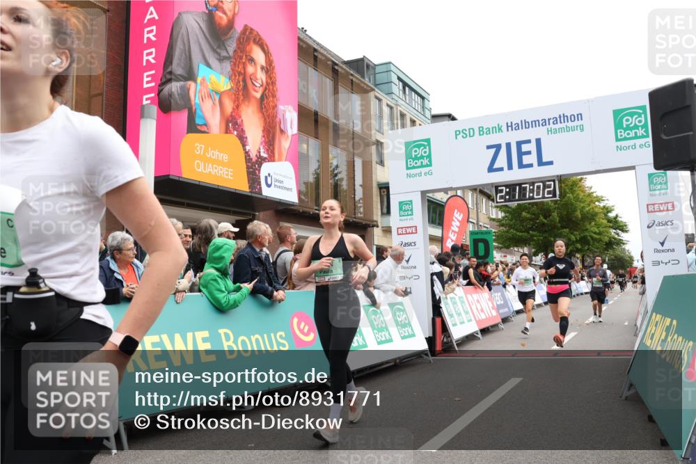 21.09.2025 - PSD Bank Halbmarathon Strokosch-Dieckow http://msf.ph/oto/8931771 21.09.2025 12:16:25 Ziel 1247, 2608, 2788, 3142, 3366, 3425, 3824 meine-sportfotos.de