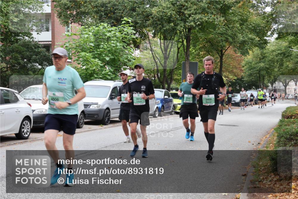 21.09.2025 - PSD Bank Halbmarathon Luisa Fischer http://msf.ph/oto/8931819 21.09.2025 11:59:20 Laufen 4006, 3042, 126, 3912, 3455 meine-sportfotos.de