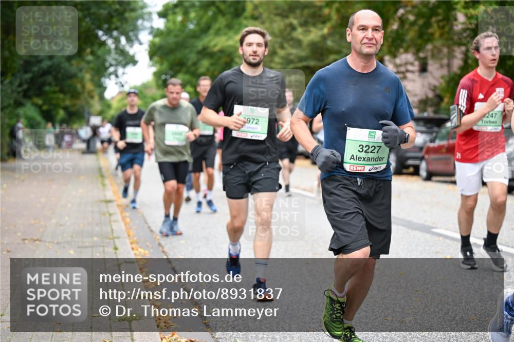 21.09.2025 - PSD Bank Halbmarathon Dr. Thomas Lammeyer http://msf.ph/oto/8931837 21.09.2025 10:51:20 Laufen 972, 3227, 247 meine-sportfotos.de