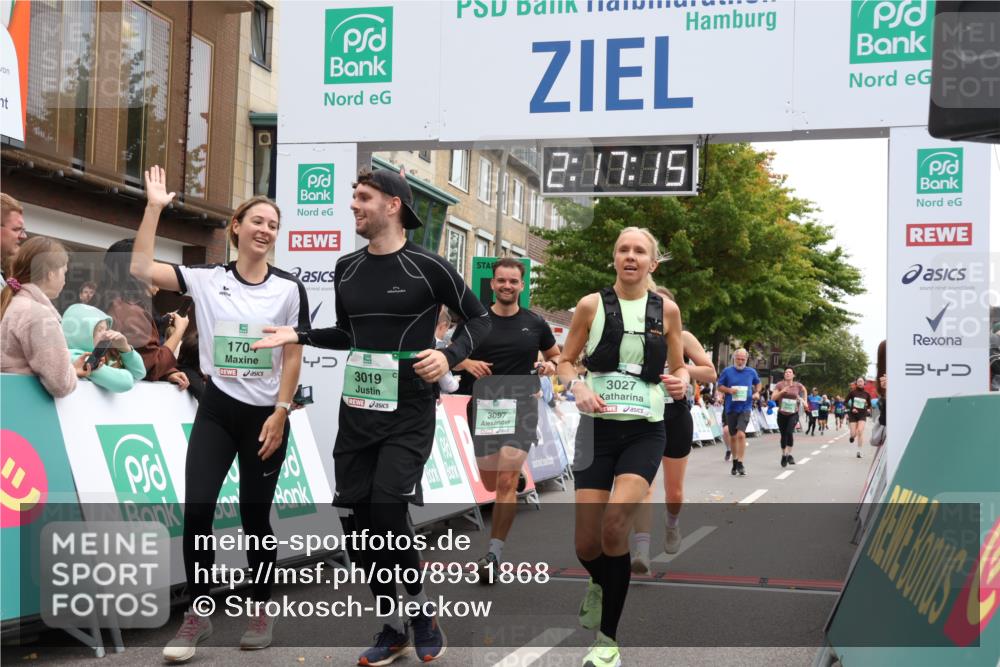 21.09.2025 - PSD Bank Halbmarathon Strokosch-Dieckow http://msf.ph/oto/8931868 21.09.2025 12:16:38 Ziel 1704, 2964, 3019, 3027, 3097, 3107, 3551, 4058 meine-sportfotos.de