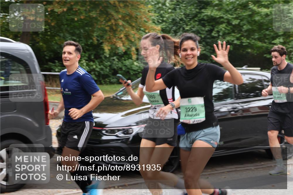 21.09.2025 - PSD Bank Halbmarathon Luisa Fischer http://msf.ph/oto/8931935 21.09.2025 12:00:09 Laufen 1880, 3229, 1553 meine-sportfotos.de