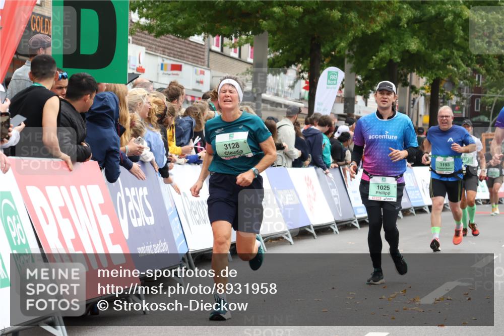 21.09.2025 - PSD Bank Halbmarathon Strokosch-Dieckow http://msf.ph/oto/8931958 21.09.2025 12:16:52 Ziel 1024, 1025, 2499, 3128 meine-sportfotos.de