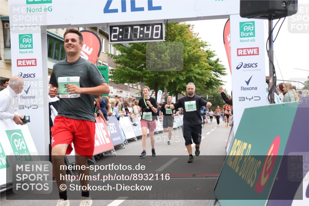 21.09.2025 - PSD Bank Halbmarathon Strokosch-Dieckow http://msf.ph/oto/8932116 21.09.2025 12:17:12 Ziel 1061, 1599, 2877, 3018, 3028, 3413, 3500, 3734 meine-sportfotos.de