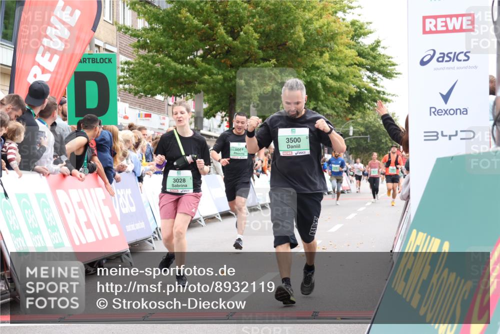21.09.2025 - PSD Bank Halbmarathon Strokosch-Dieckow http://msf.ph/oto/8932119 21.09.2025 12:17:12 Ziel 1061, 1599, 2877, 3018, 3028, 3413, 3500, 3734 meine-sportfotos.de