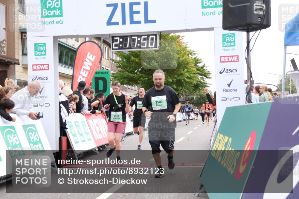 21.09.2025 - PSD Bank Halbmarathon Strokosch-Dieckow http://msf.ph/oto/8932123 21.09.2025 12:17:13 Ziel 1061, 2877, 3018, 3028, 3334, 3413, 3500 meine-sportfotos.de