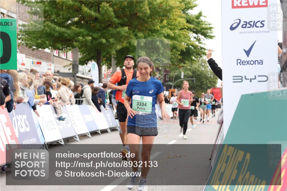 21.09.2025 - PSD Bank Halbmarathon Strokosch-Dieckow http://msf.ph/oto/8932133 21.09.2025 12:17:17 Ziel 1061, 3018, 3028, 3334, 3496, 3500, 4032 meine-sportfotos.de