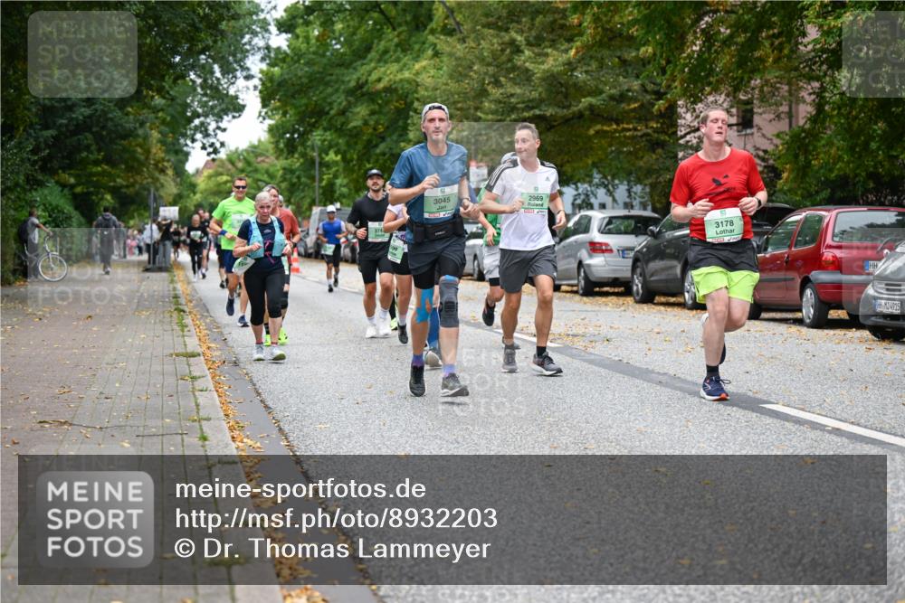 21.09.2025 - PSD Bank Halbmarathon Dr. Thomas Lammeyer http://msf.ph/oto/8932203 21.09.2025 10:51:45 Laufen 3045, 2969, 3178, 4915 meine-sportfotos.de