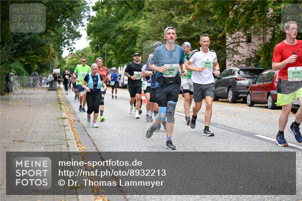 21.09.2025 - PSD Bank Halbmarathon Dr. Thomas Lammeyer http://msf.ph/oto/8932213 21.09.2025 10:51:46 Laufen 3749, 3230, 3045, 2969, 3178 meine-sportfotos.de