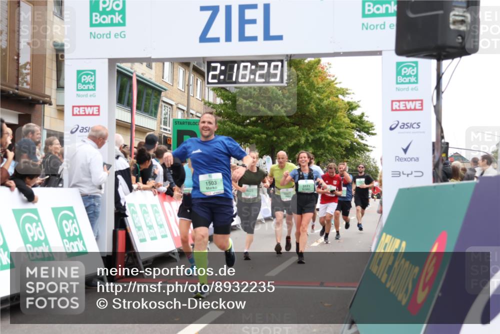 21.09.2025 - PSD Bank Halbmarathon Strokosch-Dieckow http://msf.ph/oto/8932235 21.09.2025 12:17:53 Ziel 1119, 1207, 1503, 1753, 1754, 2639, 2831, 2869, 2937, 3120, 3171, 3195, 3247, 3337, 3462, 4023, 4027 meine-sportfotos.de