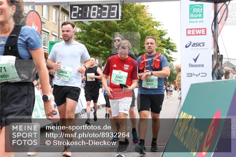 21.09.2025 - PSD Bank Halbmarathon Strokosch-Dieckow http://msf.ph/oto/8932264 21.09.2025 12:17:57 Ziel 1503, 2639, 2831, 2869, 2881, 3117, 3171, 3192, 3195, 3247, 3337, 3462, 4023 meine-sportfotos.de