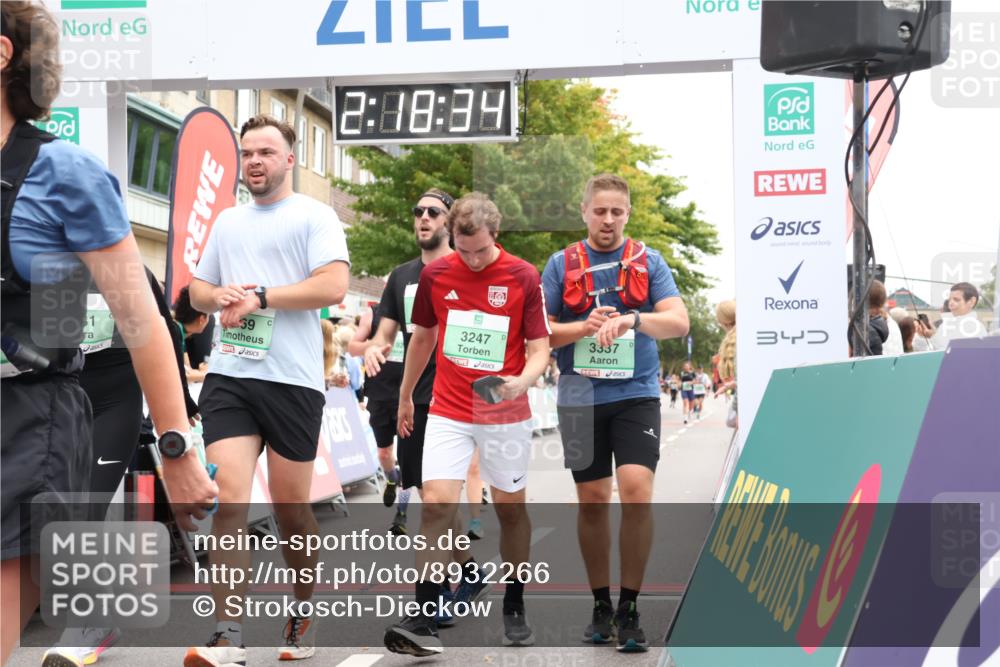 21.09.2025 - PSD Bank Halbmarathon Strokosch-Dieckow http://msf.ph/oto/8932266 21.09.2025 12:17:57 Ziel 1503, 2639, 2831, 2869, 2881, 3117, 3171, 3192, 3195, 3247, 3337, 3462, 4023 meine-sportfotos.de