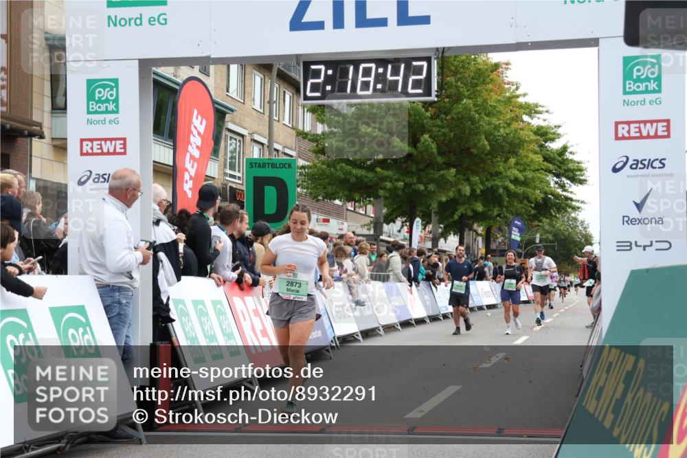 21.09.2025 - PSD Bank Halbmarathon Strokosch-Dieckow http://msf.ph/oto/8932291 21.09.2025 12:18:05 Ziel 2873, 2881, 3117, 3192 meine-sportfotos.de