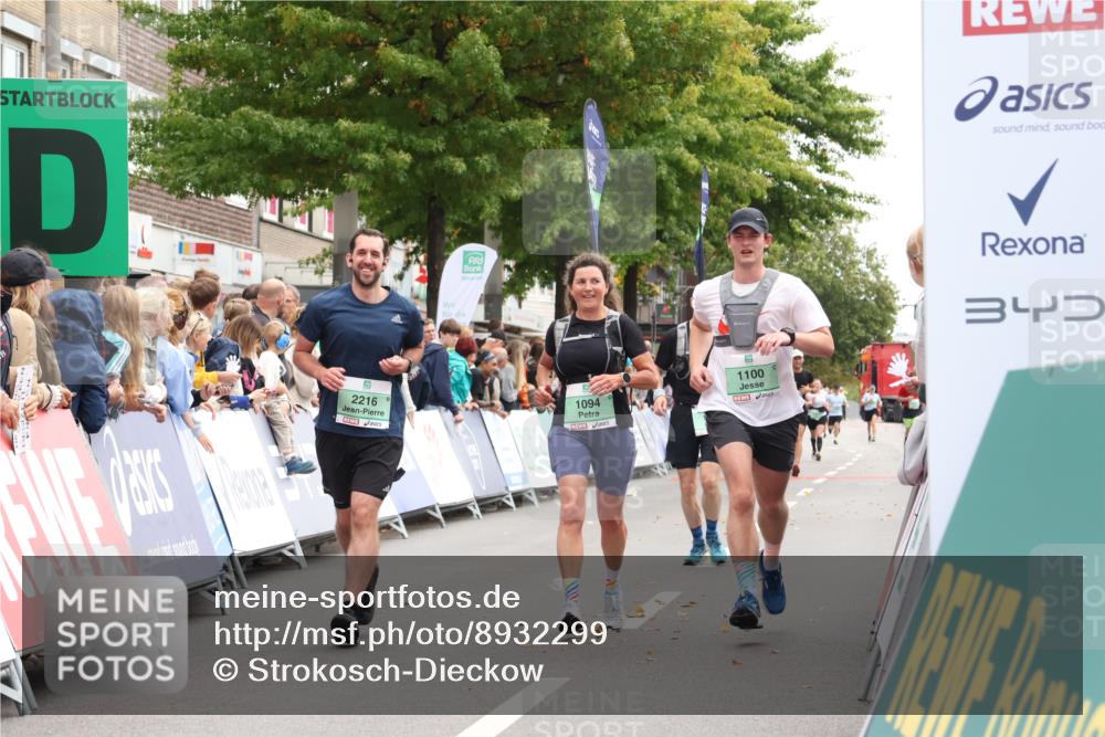 21.09.2025 - PSD Bank Halbmarathon Strokosch-Dieckow http://msf.ph/oto/8932299 21.09.2025 12:18:09 Ziel 1094, 1100, 2216, 2873 meine-sportfotos.de