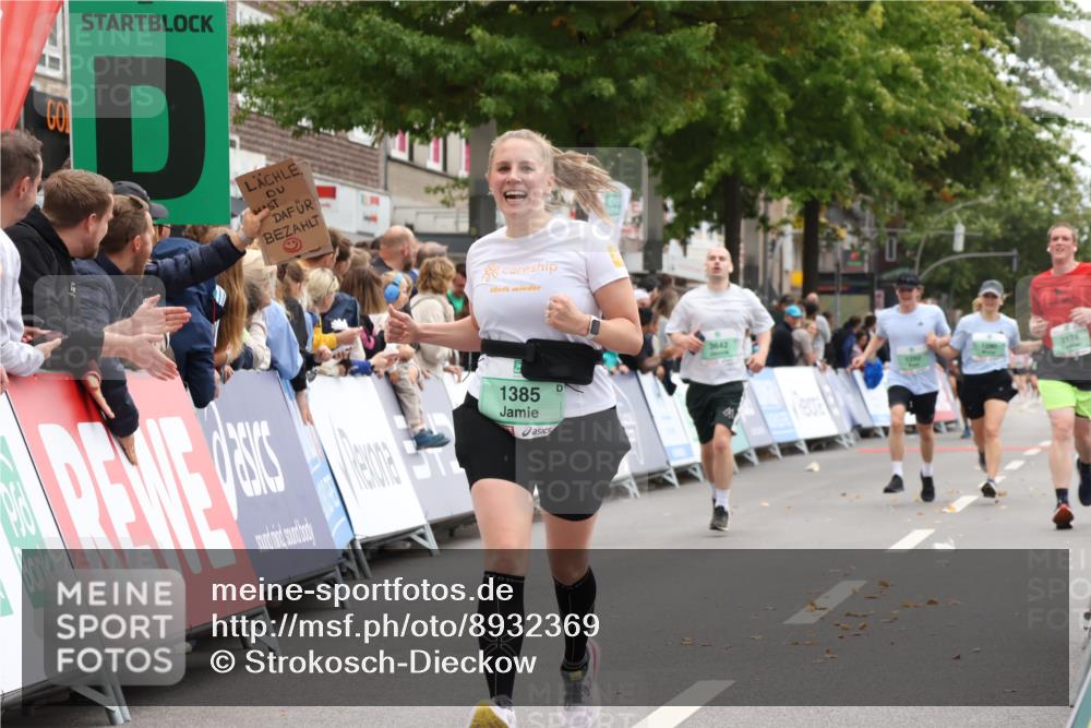 21.09.2025 - PSD Bank Halbmarathon Strokosch-Dieckow http://msf.ph/oto/8932369 21.09.2025 12:18:26 Ziel 1385, 2397, 3363, 3415, 3642, 3971 meine-sportfotos.de