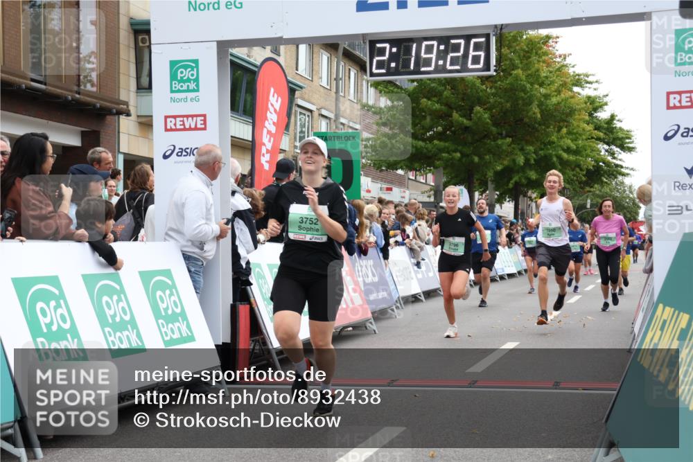 21.09.2025 - PSD Bank Halbmarathon Strokosch-Dieckow http://msf.ph/oto/8932438 21.09.2025 12:18:49 Ziel 1950, 2959, 2973, 2974, 3350, 3486, 3563, 3752, 3796 meine-sportfotos.de