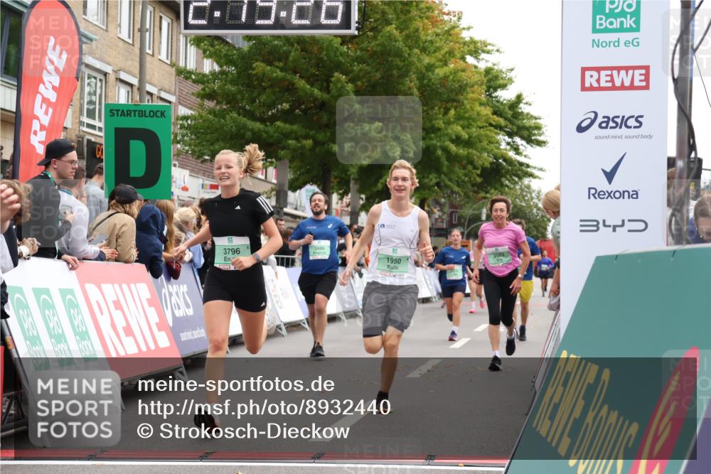 21.09.2025 - PSD Bank Halbmarathon Strokosch-Dieckow http://msf.ph/oto/8932440 21.09.2025 12:18:49 Ziel 1950, 2959, 2973, 2974, 3350, 3486, 3563, 3752, 3796 meine-sportfotos.de