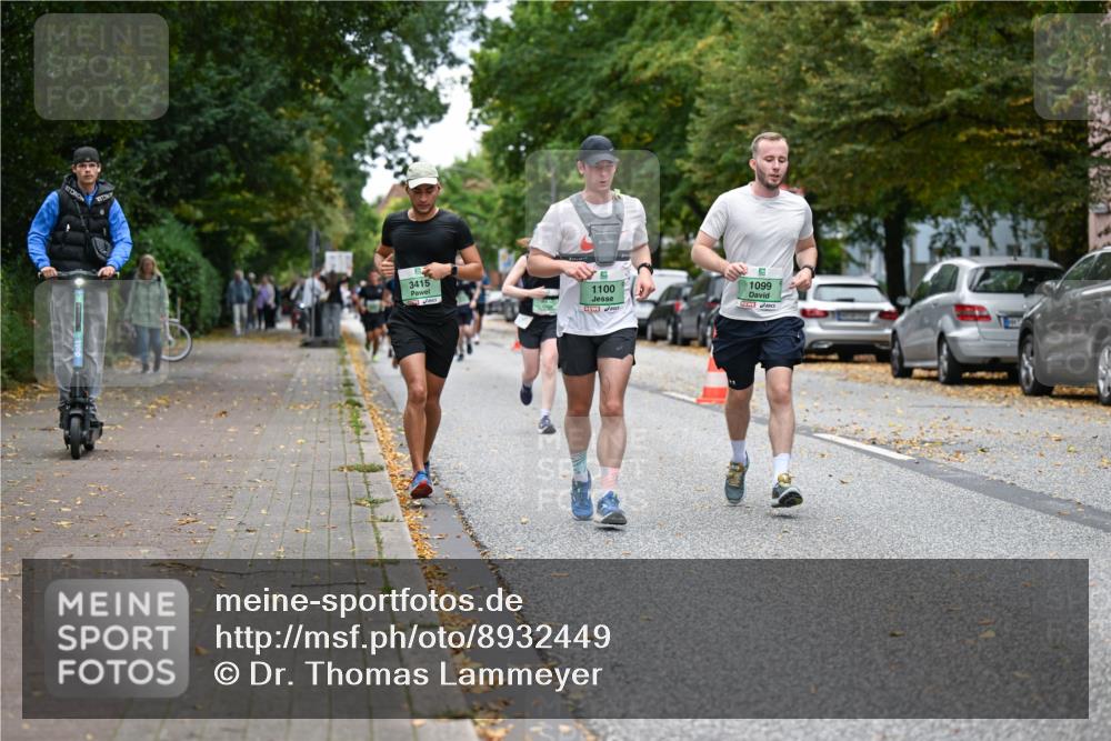 21.09.2025 - PSD Bank Halbmarathon Dr. Thomas Lammeyer http://msf.ph/oto/8932449 21.09.2025 10:52:13 Laufen 3415, 1100, 1099 meine-sportfotos.de