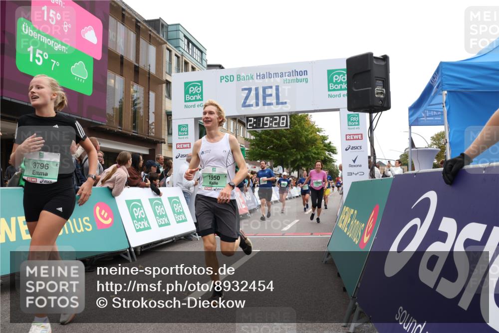 21.09.2025 - PSD Bank Halbmarathon Strokosch-Dieckow http://msf.ph/oto/8932454 21.09.2025 12:18:51 Ziel 1050, 1950, 2959, 2973, 2974, 3486, 3563, 3752, 3796 meine-sportfotos.de