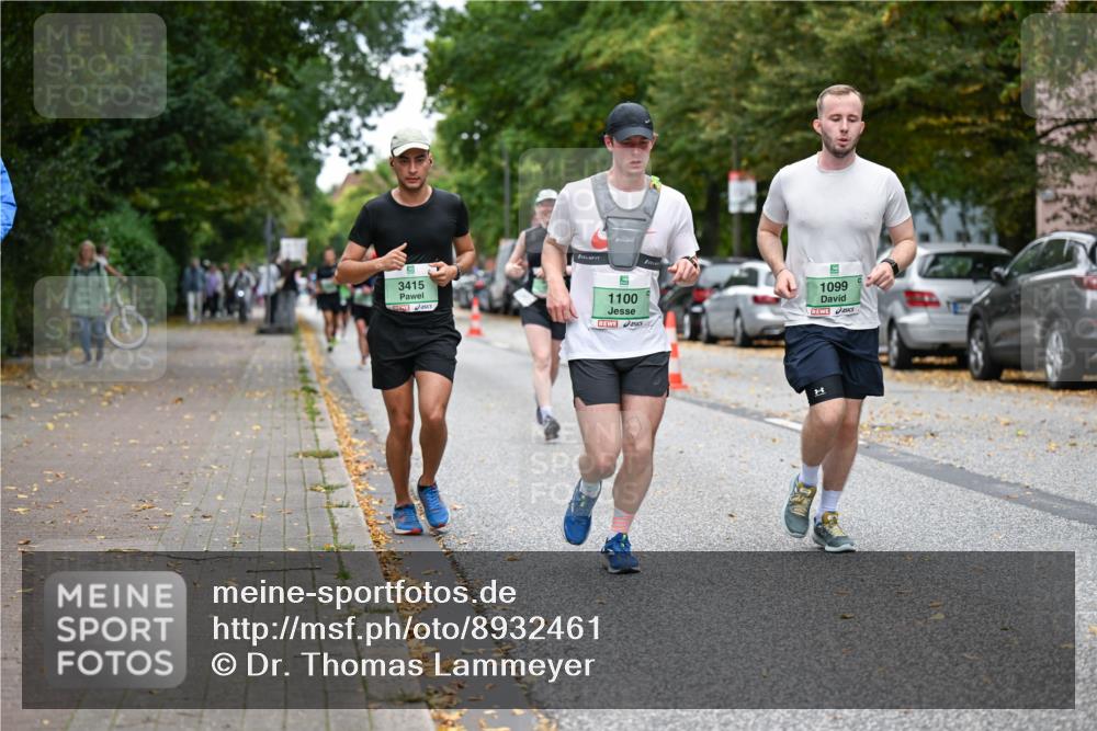 21.09.2025 - PSD Bank Halbmarathon Dr. Thomas Lammeyer http://msf.ph/oto/8932461 21.09.2025 10:52:14 Laufen 3415, 1100, 1099 meine-sportfotos.de