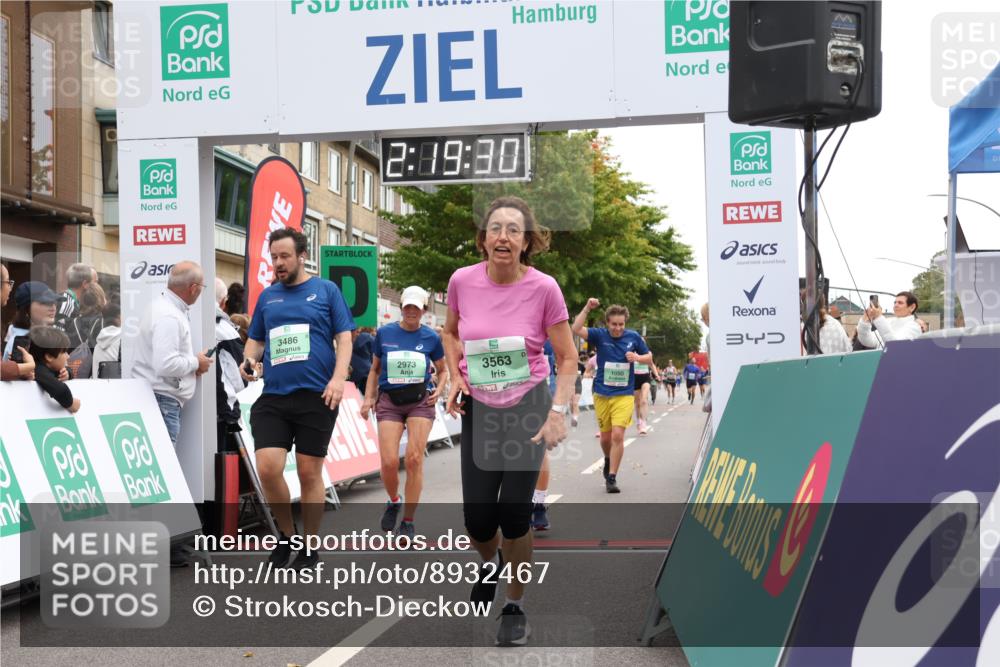 21.09.2025 - PSD Bank Halbmarathon Strokosch-Dieckow http://msf.ph/oto/8932467 21.09.2025 12:18:53 Ziel 1050, 1950, 2973, 2974, 3486, 3563, 3752, 3796 meine-sportfotos.de