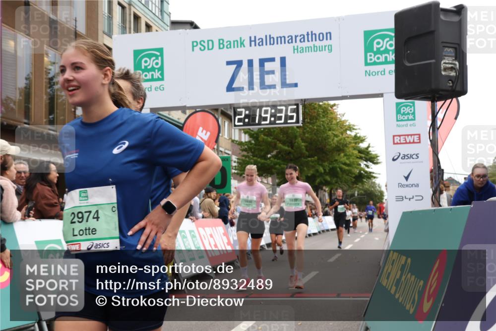 21.09.2025 - PSD Bank Halbmarathon Strokosch-Dieckow http://msf.ph/oto/8932489 21.09.2025 12:18:58 Ziel 1050, 1541, 1637, 1638, 1950, 2973, 2974, 3282, 3486, 3563 meine-sportfotos.de
