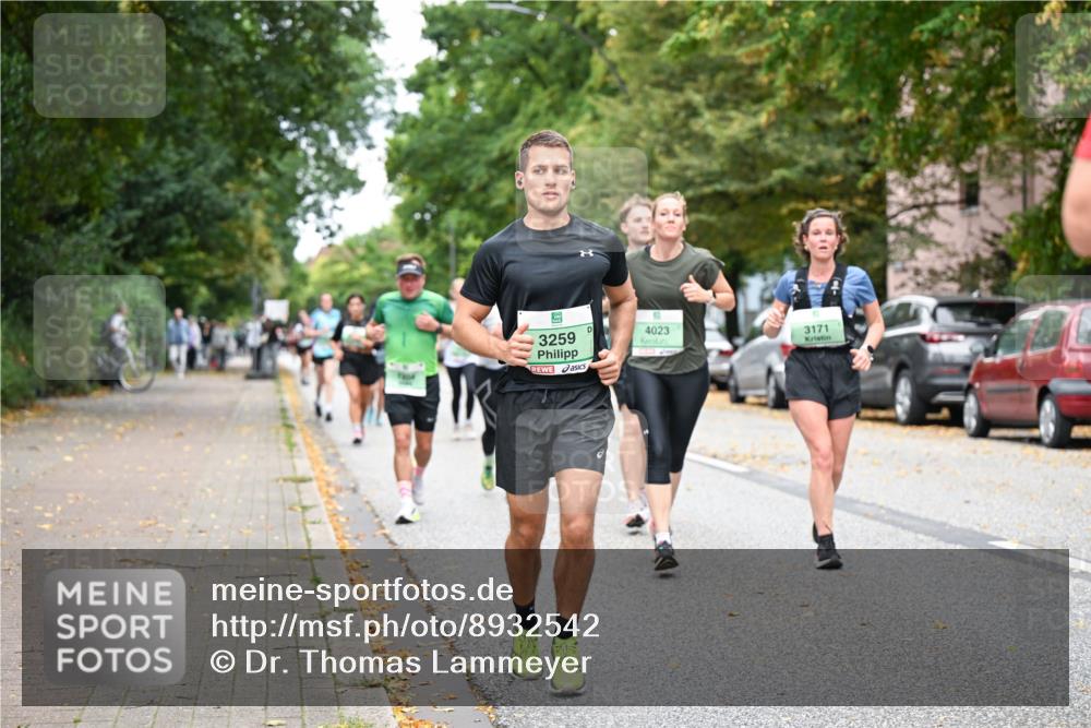 21.09.2025 - PSD Bank Halbmarathon Dr. Thomas Lammeyer http://msf.ph/oto/8932542 21.09.2025 10:52:28 Laufen 4023, 3171, 3259 meine-sportfotos.de