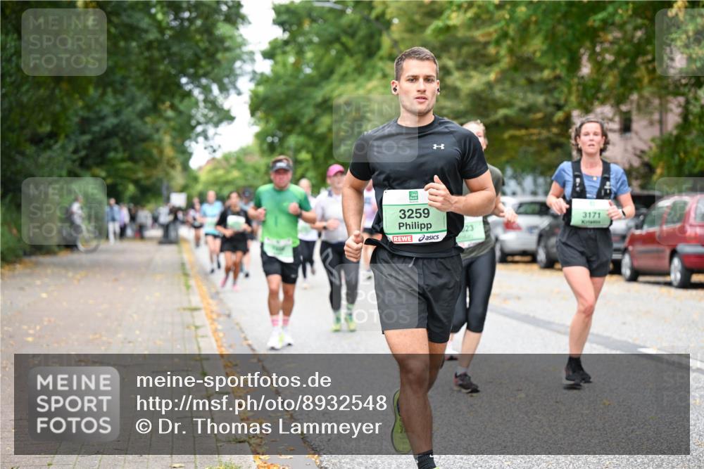 21.09.2025 - PSD Bank Halbmarathon Dr. Thomas Lammeyer http://msf.ph/oto/8932548 21.09.2025 10:52:29 Laufen 3259, 23, 3171 meine-sportfotos.de