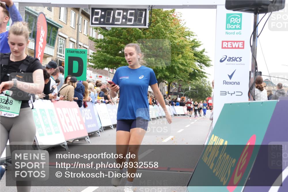 21.09.2025 - PSD Bank Halbmarathon Strokosch-Dieckow http://msf.ph/oto/8932558 21.09.2025 12:19:15 Ziel 1294, 3268, 3306, 3417, 3900 meine-sportfotos.de