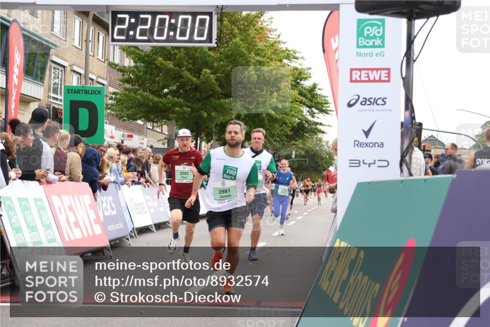 21.09.2025 - PSD Bank Halbmarathon Strokosch-Dieckow http://msf.ph/oto/8932574 21.09.2025 12:19:23 Ziel 2002, 2981, 3293, 3582, 3977 meine-sportfotos.de
