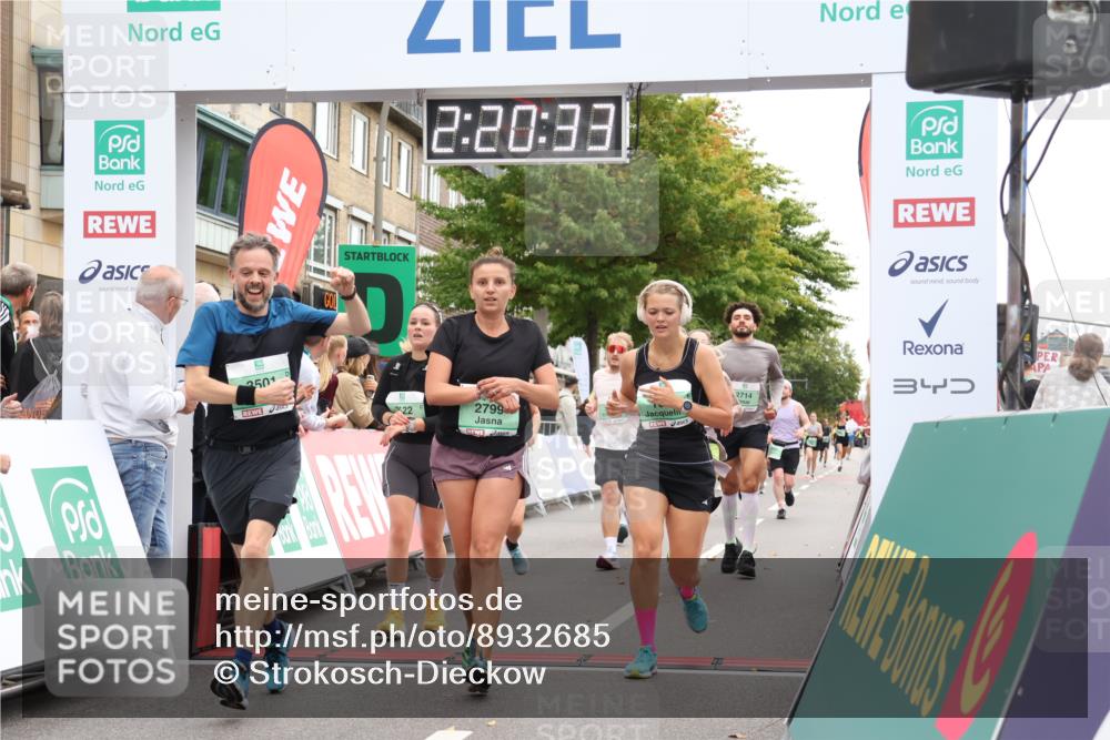 21.09.2025 - PSD Bank Halbmarathon Strokosch-Dieckow http://msf.ph/oto/8932685 21.09.2025 12:19:56 Ziel 1004, 2714, 2799, 3111, 3122, 3253, 3264, 3265, 3501, 3567, 3580, 3678, 4067 meine-sportfotos.de