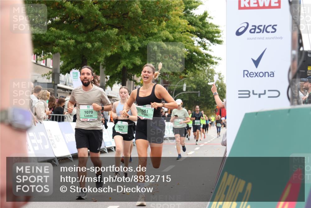 21.09.2025 - PSD Bank Halbmarathon Strokosch-Dieckow http://msf.ph/oto/8932715 21.09.2025 12:20:05 Ziel 1070, 1661, 2714, 3111, 3264, 3265, 3347, 3528, 3567, 3672, 3678, 4067 meine-sportfotos.de
