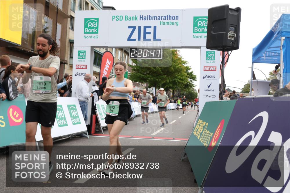 21.09.2025 - PSD Bank Halbmarathon Strokosch-Dieckow http://msf.ph/oto/8932738 21.09.2025 12:20:10 Ziel 1070, 1661, 2452, 3329, 3347, 3528, 3672 meine-sportfotos.de
