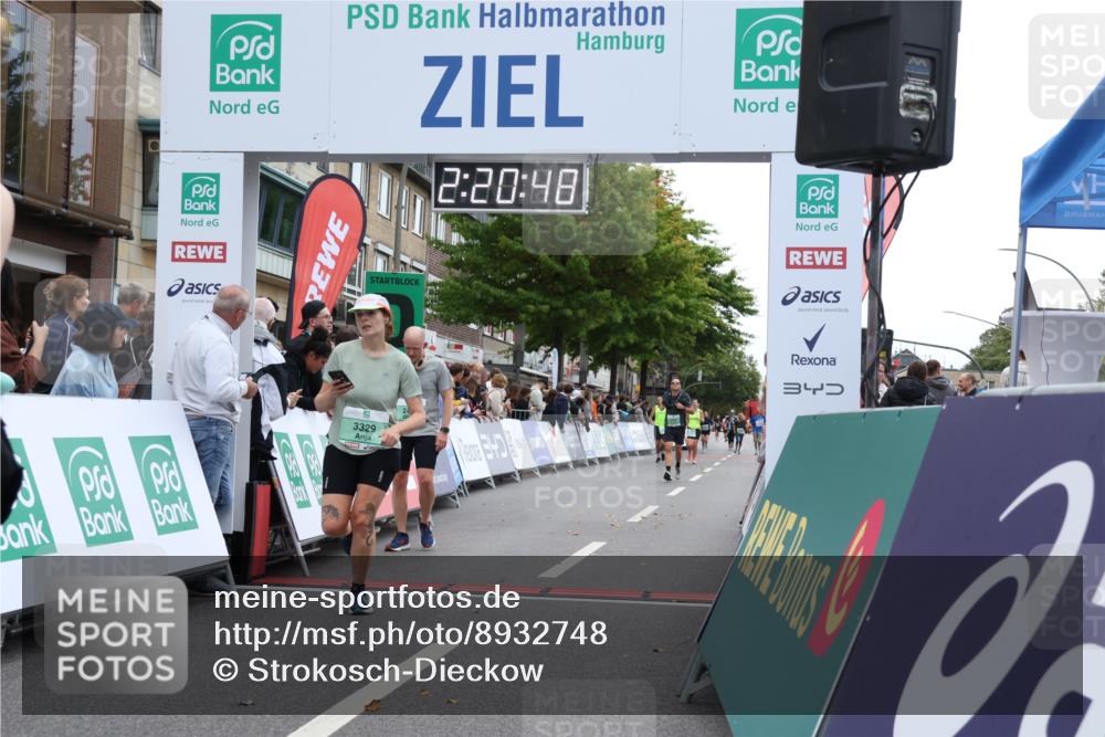 21.09.2025 - PSD Bank Halbmarathon Strokosch-Dieckow http://msf.ph/oto/8932748 21.09.2025 12:20:12 Ziel 1070, 1661, 2452, 3329, 3347, 3672 meine-sportfotos.de
