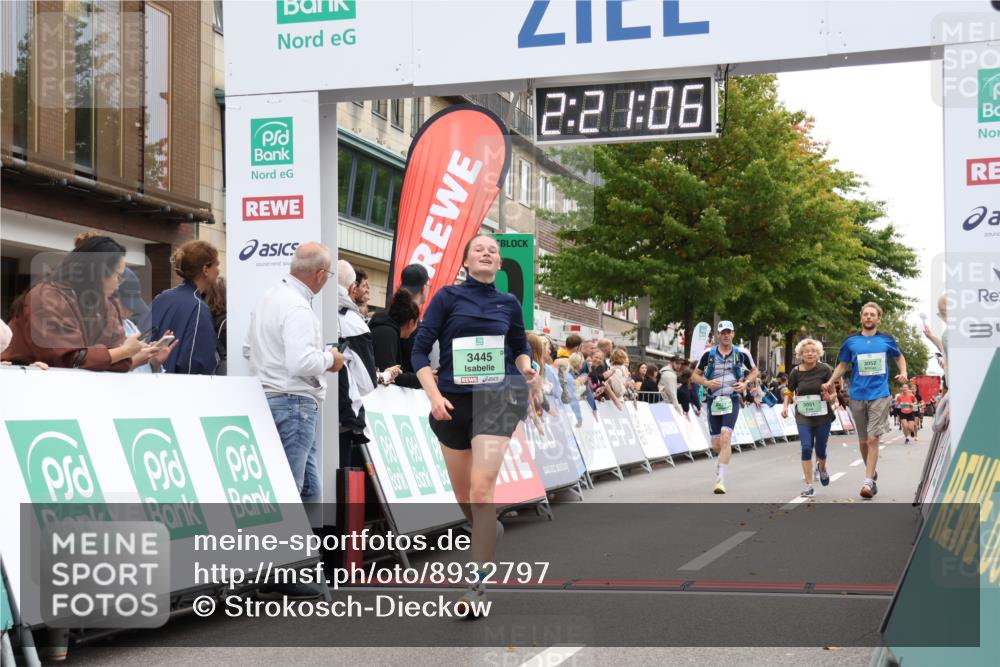 21.09.2025 - PSD Bank Halbmarathon Strokosch-Dieckow http://msf.ph/oto/8932797 21.09.2025 12:20:29 Ziel 1151, 1152, 2211, 3051, 3052, 3445 meine-sportfotos.de