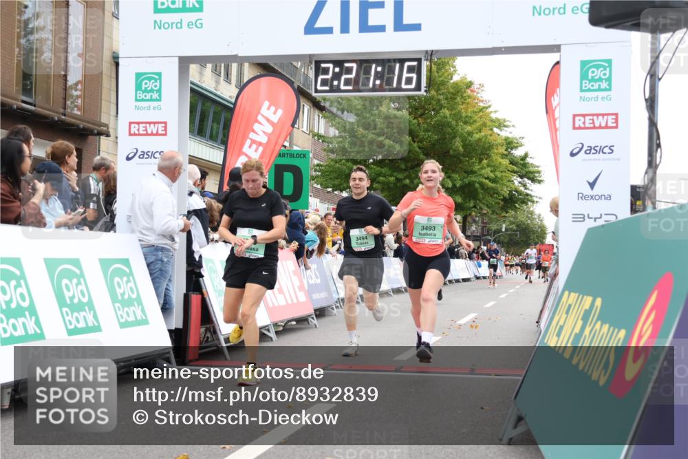 21.09.2025 - PSD Bank Halbmarathon Strokosch-Dieckow http://msf.ph/oto/8932839 21.09.2025 12:20:40 Ziel 1176, 1235, 2211, 3051, 3052, 3493, 3494, 3756 meine-sportfotos.de