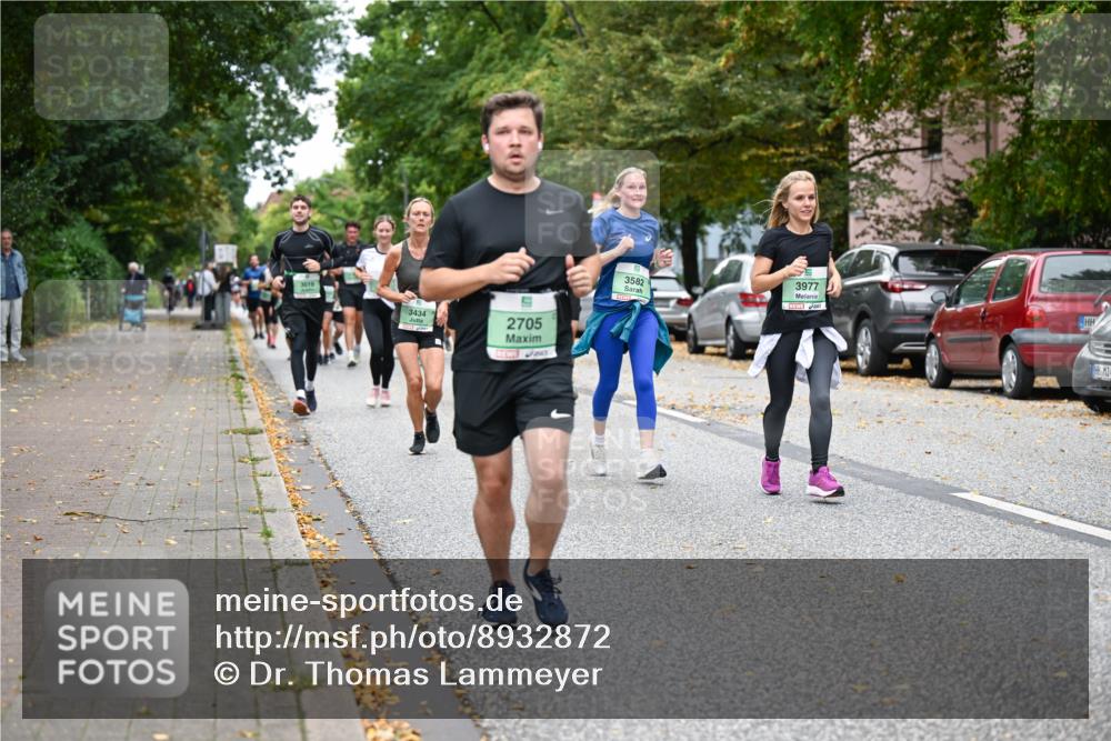 21.09.2025 - PSD Bank Halbmarathon Dr. Thomas Lammeyer http://msf.ph/oto/8932872 21.09.2025 10:53:21 Laufen 3434, 2705, 3582, 3977 meine-sportfotos.de