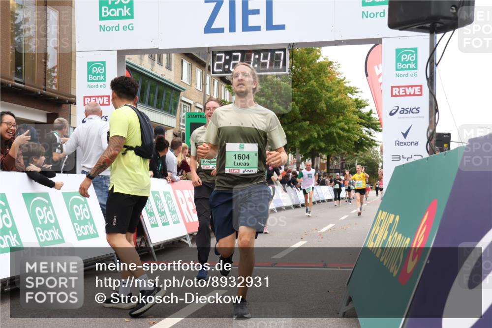 21.09.2025 - PSD Bank Halbmarathon Strokosch-Dieckow http://msf.ph/oto/8932931 21.09.2025 12:21:10 Ziel 1054, 1604, 1605, 1771, 2882, 3246, 3296, 3643, 3644, 3681, 3798 meine-sportfotos.de