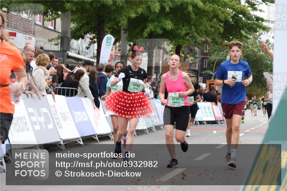 21.09.2025 - PSD Bank Halbmarathon Strokosch-Dieckow http://msf.ph/oto/8932982 21.09.2025 12:21:23 Ziel 1130, 2752, 2874, 3343, 3571, 3740 meine-sportfotos.de