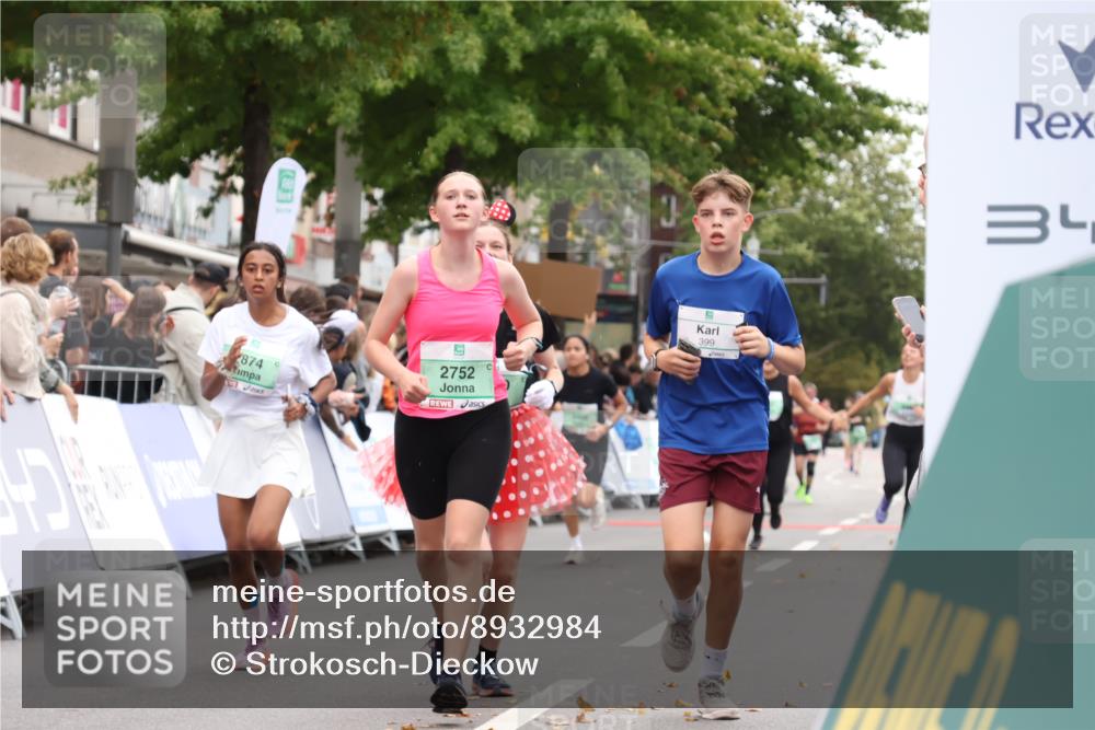 21.09.2025 - PSD Bank Halbmarathon Strokosch-Dieckow http://msf.ph/oto/8932984 21.09.2025 12:21:24 Ziel 1130, 2752, 2874, 3343, 3571, 3740 meine-sportfotos.de