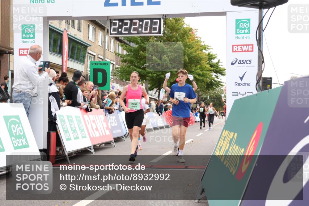 21.09.2025 - PSD Bank Halbmarathon Strokosch-Dieckow http://msf.ph/oto/8932992 21.09.2025 12:21:26 Ziel 1130, 2752, 2874, 2887, 3343, 3571, 3740, 3980 meine-sportfotos.de