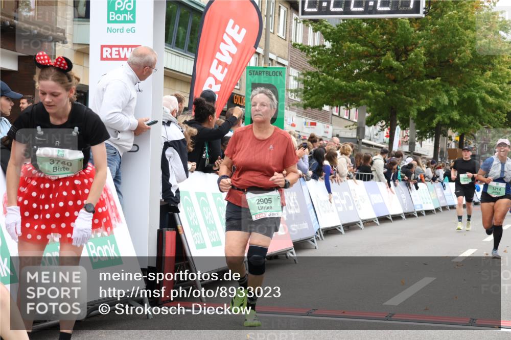21.09.2025 - PSD Bank Halbmarathon Strokosch-Dieckow http://msf.ph/oto/8933023 21.09.2025 12:21:47 Ziel 1214, 2840, 2905, 3333 meine-sportfotos.de