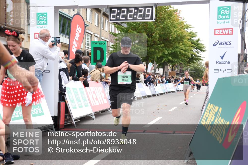 21.09.2025 - PSD Bank Halbmarathon Strokosch-Dieckow http://msf.ph/oto/8933048 21.09.2025 12:21:52 Ziel 1214, 2905, 3409, 3694 meine-sportfotos.de