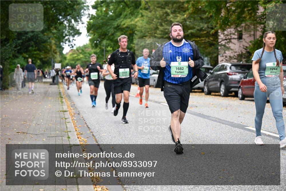 21.09.2025 - PSD Bank Halbmarathon Dr. Thomas Lammeyer http://msf.ph/oto/8933097 21.09.2025 10:53:50 Laufen 3455, 1682, 1244 meine-sportfotos.de