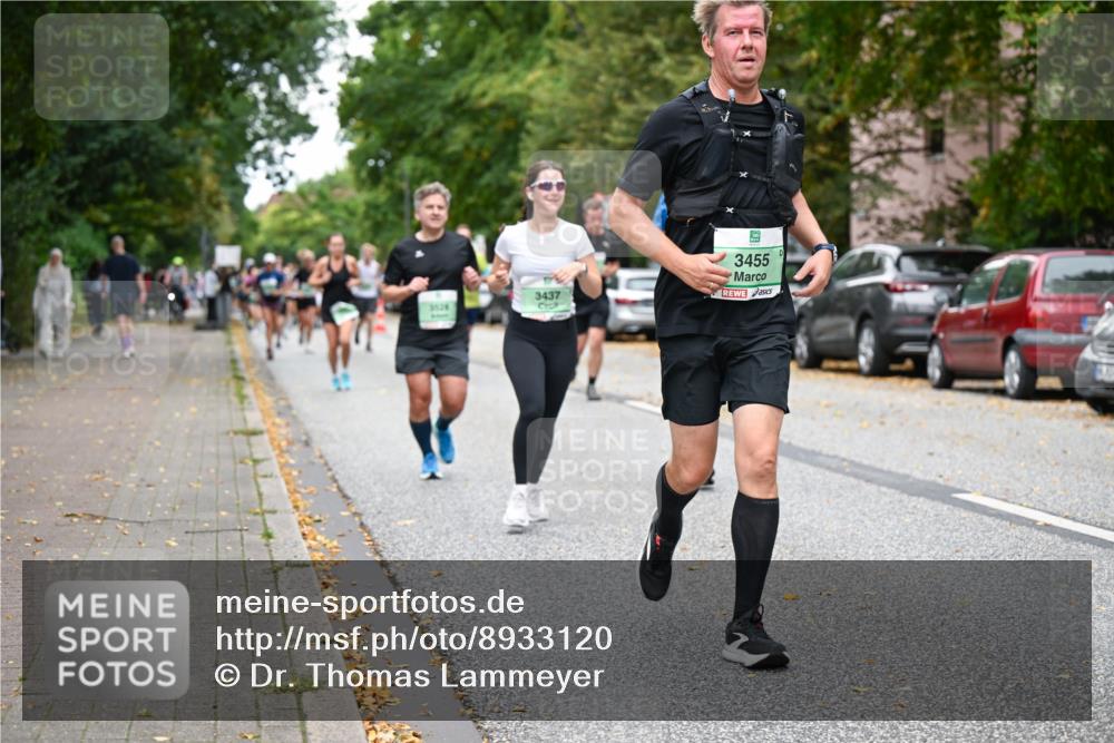 21.09.2025 - PSD Bank Halbmarathon Dr. Thomas Lammeyer http://msf.ph/oto/8933120 21.09.2025 10:53:53 Laufen 3437, 3455 meine-sportfotos.de
