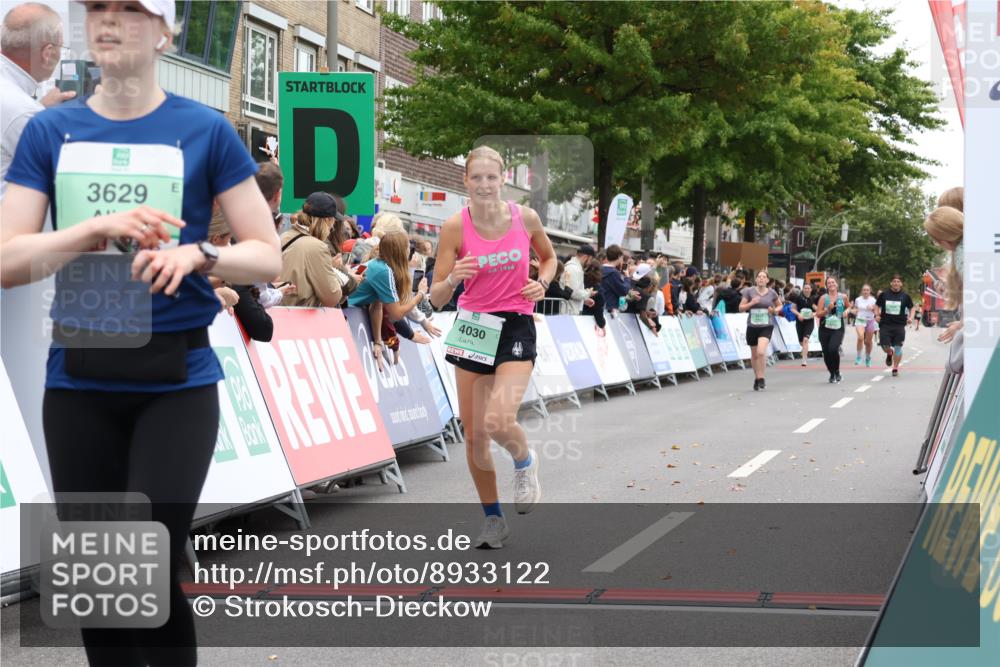21.09.2025 - PSD Bank Halbmarathon Strokosch-Dieckow http://msf.ph/oto/8933122 21.09.2025 12:22:06 Ziel 1551, 3629, 4030 meine-sportfotos.de