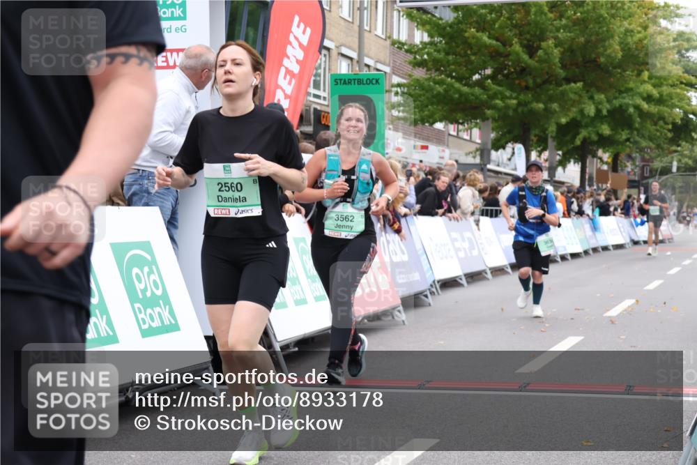 21.09.2025 - PSD Bank Halbmarathon Strokosch-Dieckow http://msf.ph/oto/8933178 21.09.2025 12:22:19 Ziel 2560, 3305, 3327, 3432, 3562, 3636, 3890 meine-sportfotos.de