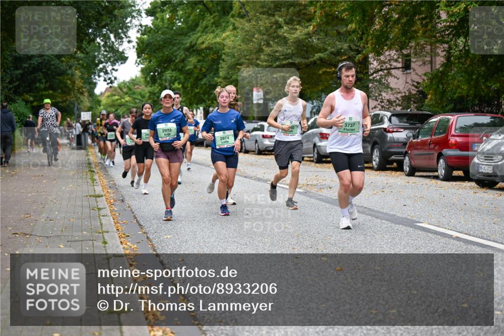 21.09.2025 - PSD Bank Halbmarathon Dr. Thomas Lammeyer http://msf.ph/oto/8933206 21.09.2025 10:54:02 Laufen 2973, 346, 3737, 2974, 4915 meine-sportfotos.de