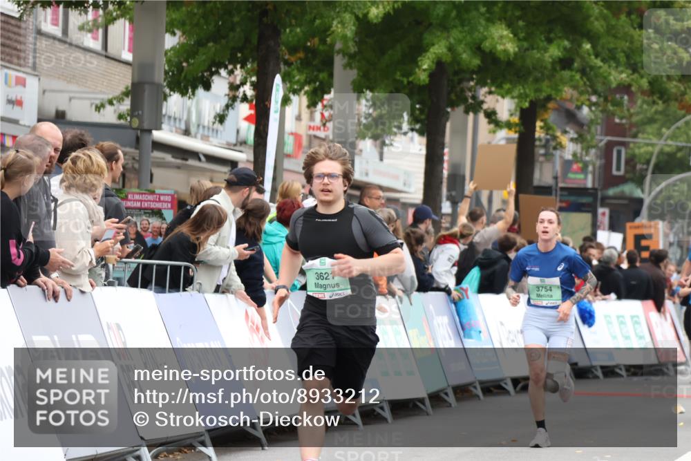 21.09.2025 - PSD Bank Halbmarathon Strokosch-Dieckow http://msf.ph/oto/8933212 21.09.2025 12:22:42 Ziel 3621 meine-sportfotos.de