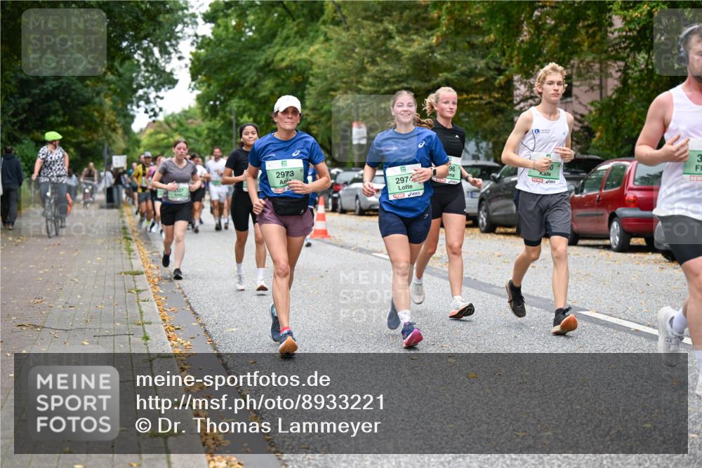 21.09.2025 - PSD Bank Halbmarathon Dr. Thomas Lammeyer http://msf.ph/oto/8933221 21.09.2025 10:54:03 Laufen 327, 9, 2973, 96, 2974 meine-sportfotos.de