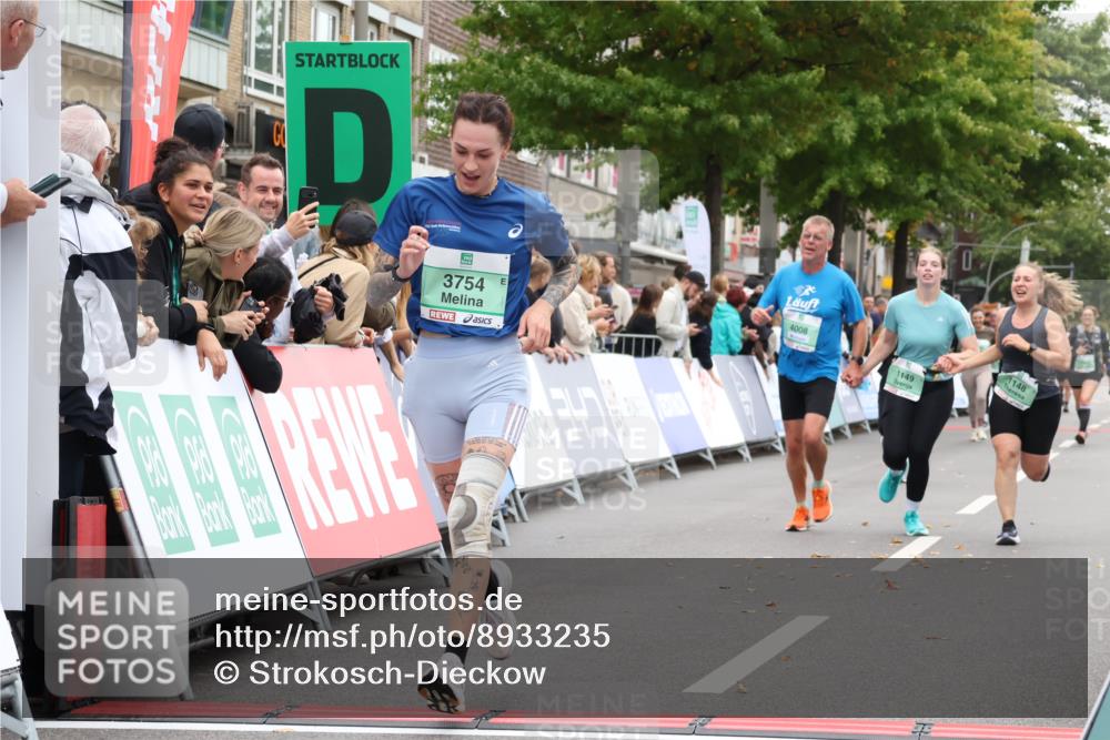 21.09.2025 - PSD Bank Halbmarathon Strokosch-Dieckow http://msf.ph/oto/8933235 21.09.2025 12:22:48 Ziel 1148, 1149, 3621, 3754, 4008 meine-sportfotos.de